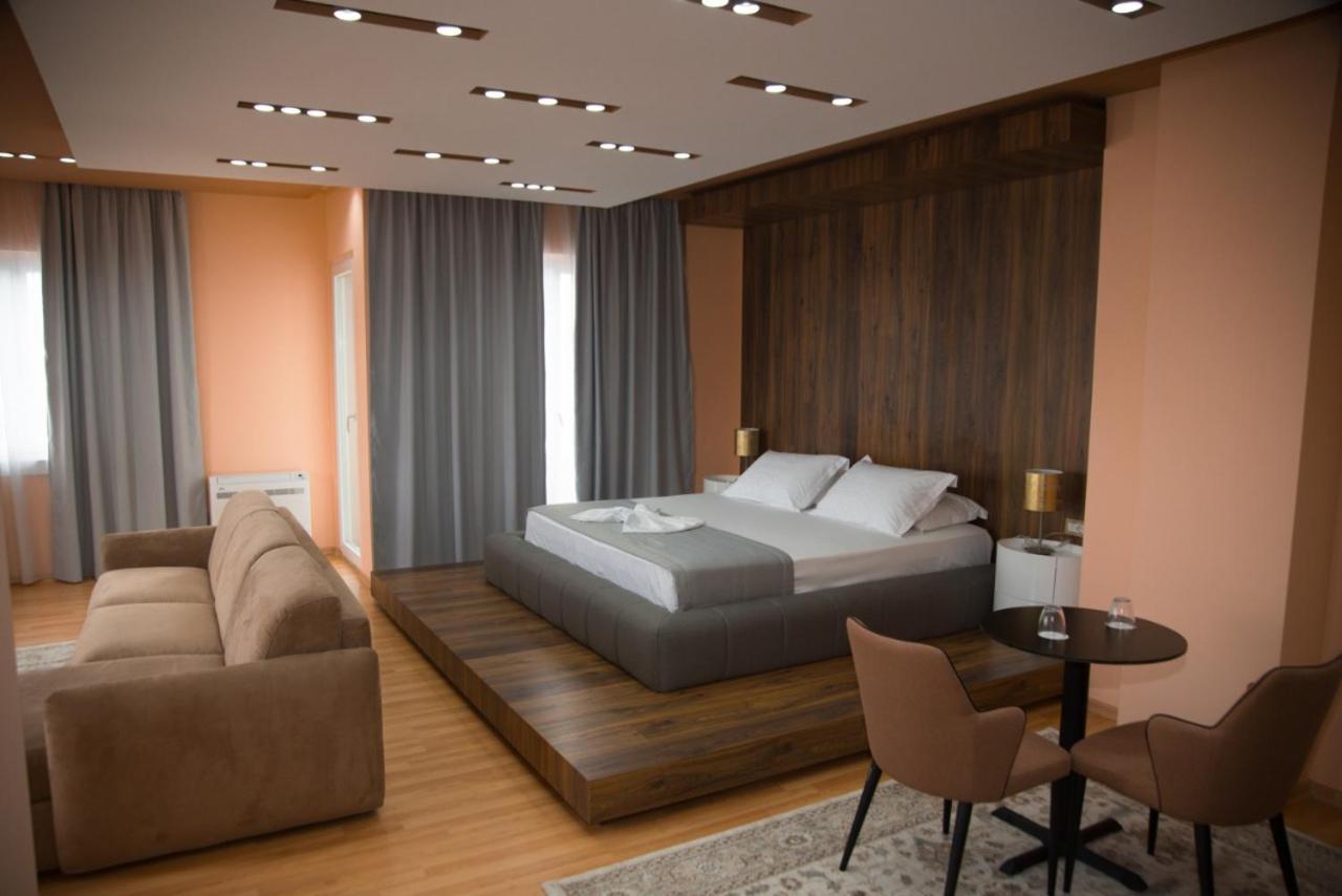 Elite Hotel Pogradec Phòng bức ảnh