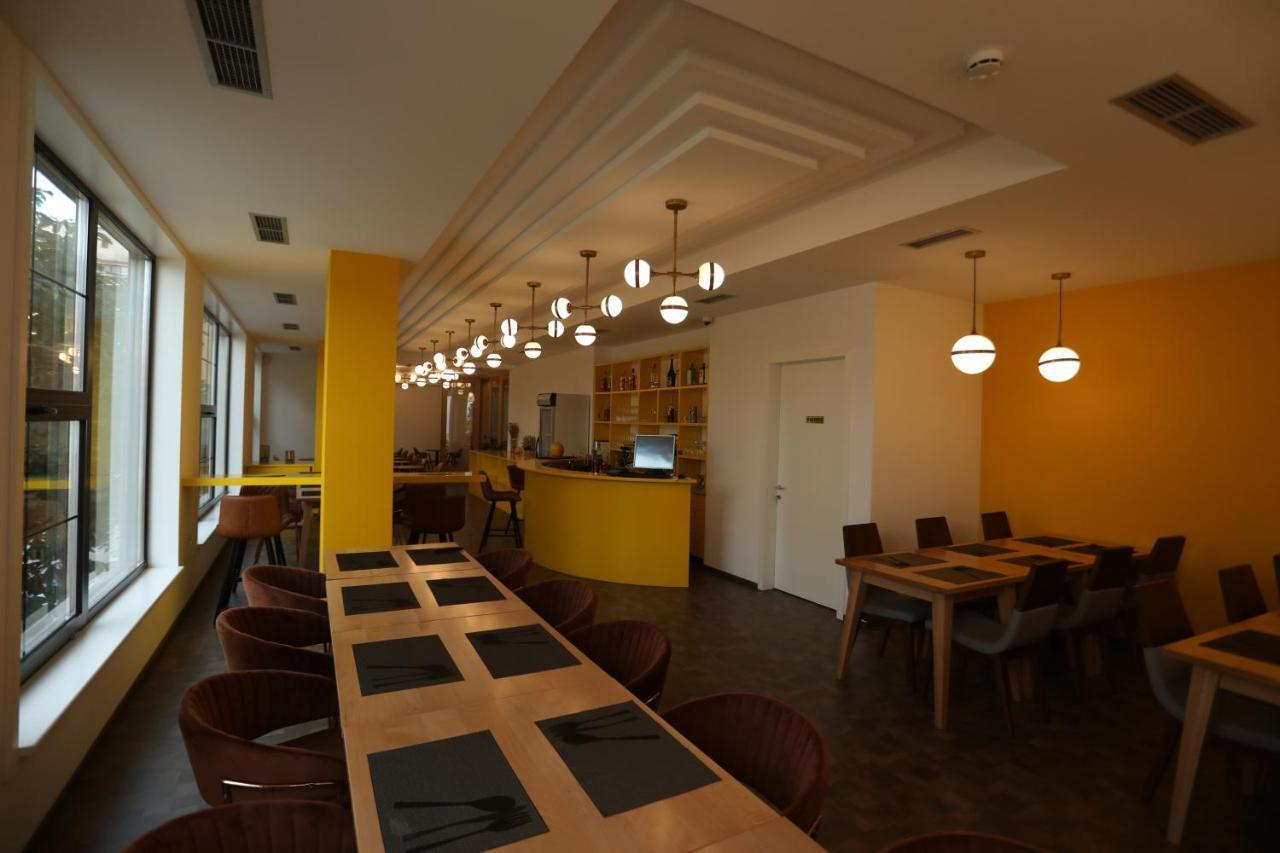 Elite Hotel Pogradec Ngoại thất bức ảnh