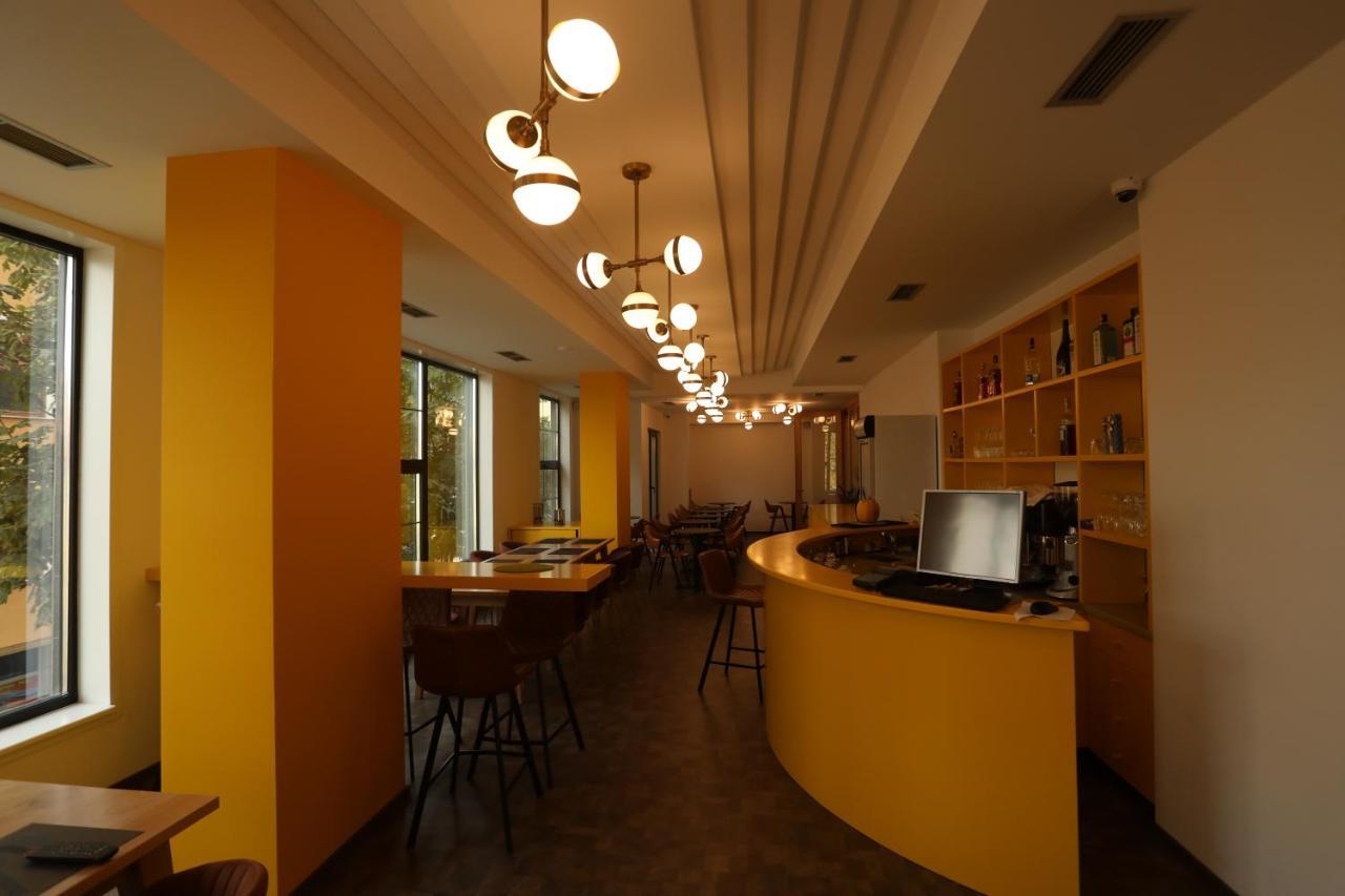 Elite Hotel Pogradec Ngoại thất bức ảnh