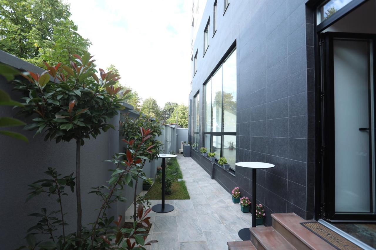 Elite Hotel Pogradec Ngoại thất bức ảnh